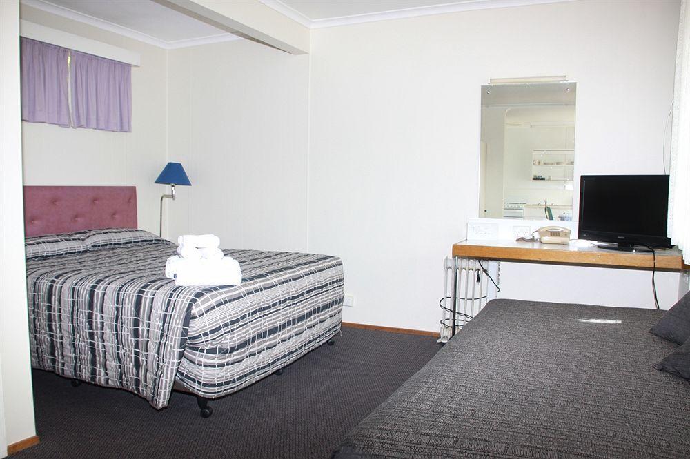 Silver Hills Motel Queenstown Exterior photo